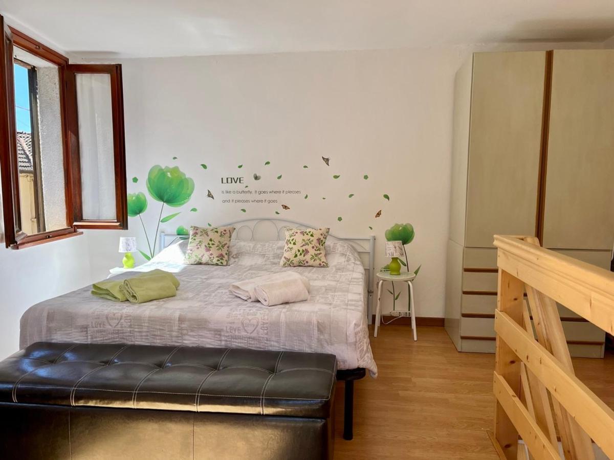 Apartament Casa Elena Sueglio Zewnętrze zdjęcie