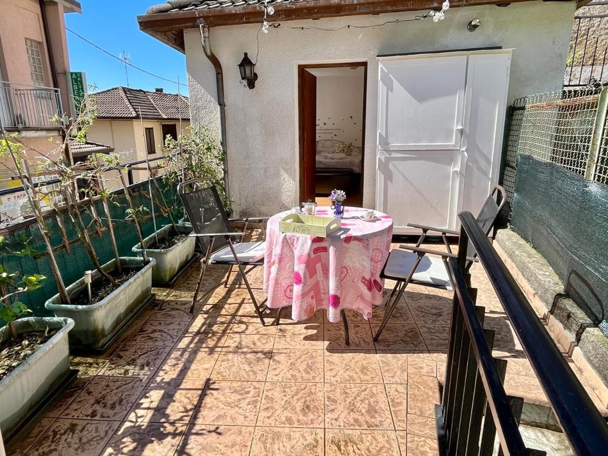 Apartament Casa Elena Sueglio Zewnętrze zdjęcie