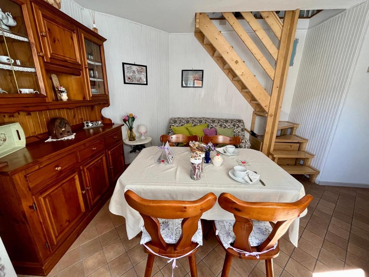 Apartament Casa Elena Sueglio Zewnętrze zdjęcie