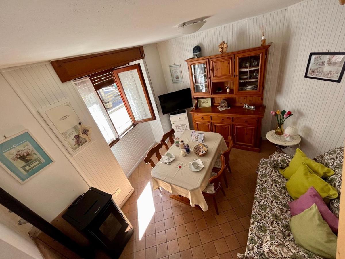 Apartament Casa Elena Sueglio Zewnętrze zdjęcie