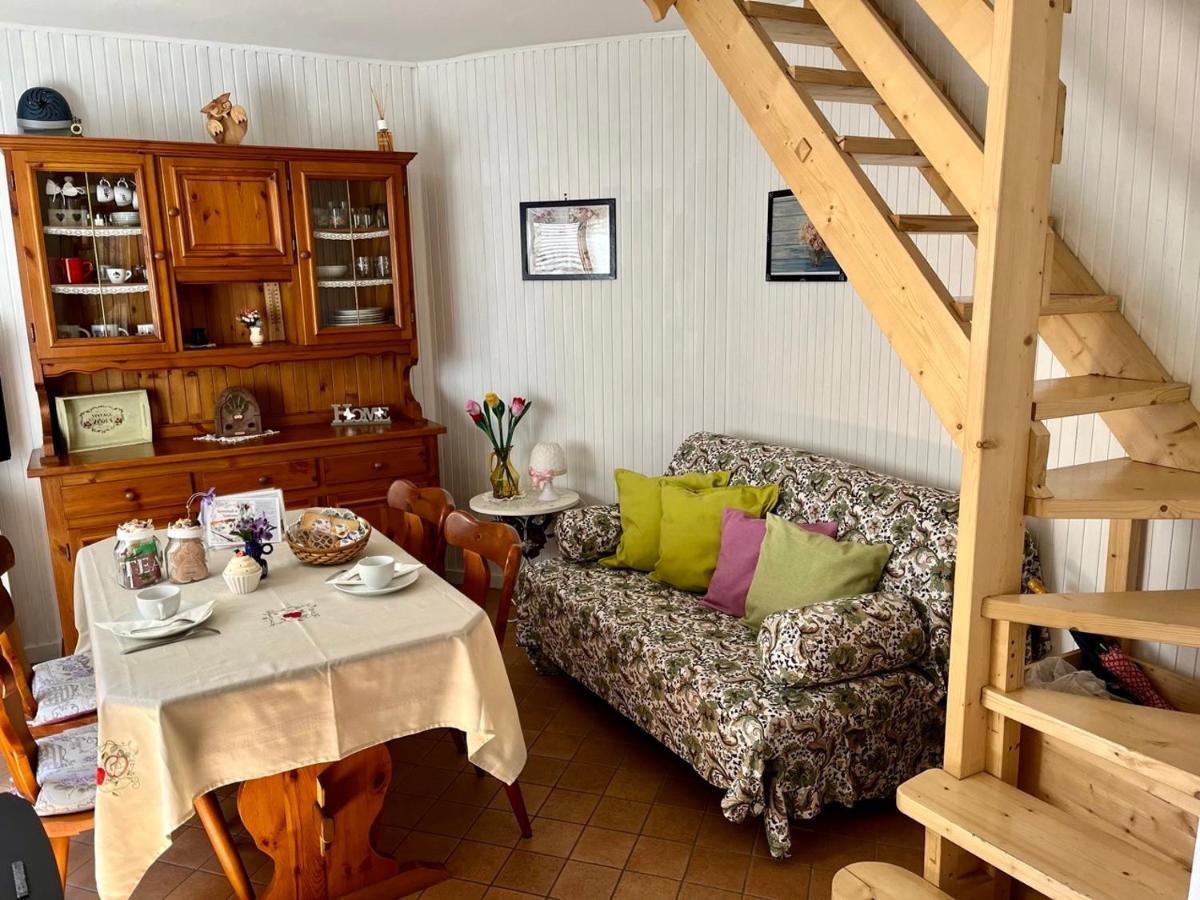 Apartament Casa Elena Sueglio Zewnętrze zdjęcie