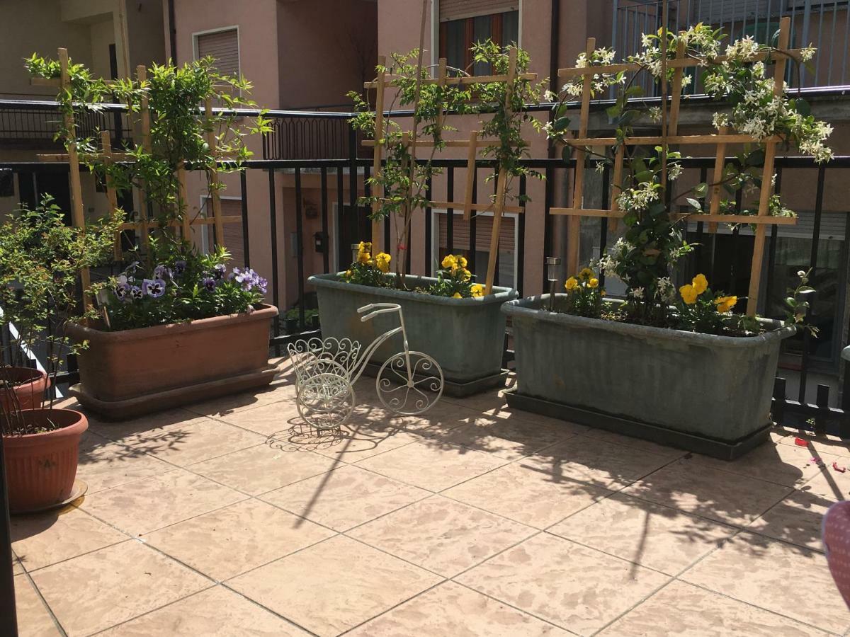 Apartament Casa Elena Sueglio Zewnętrze zdjęcie
